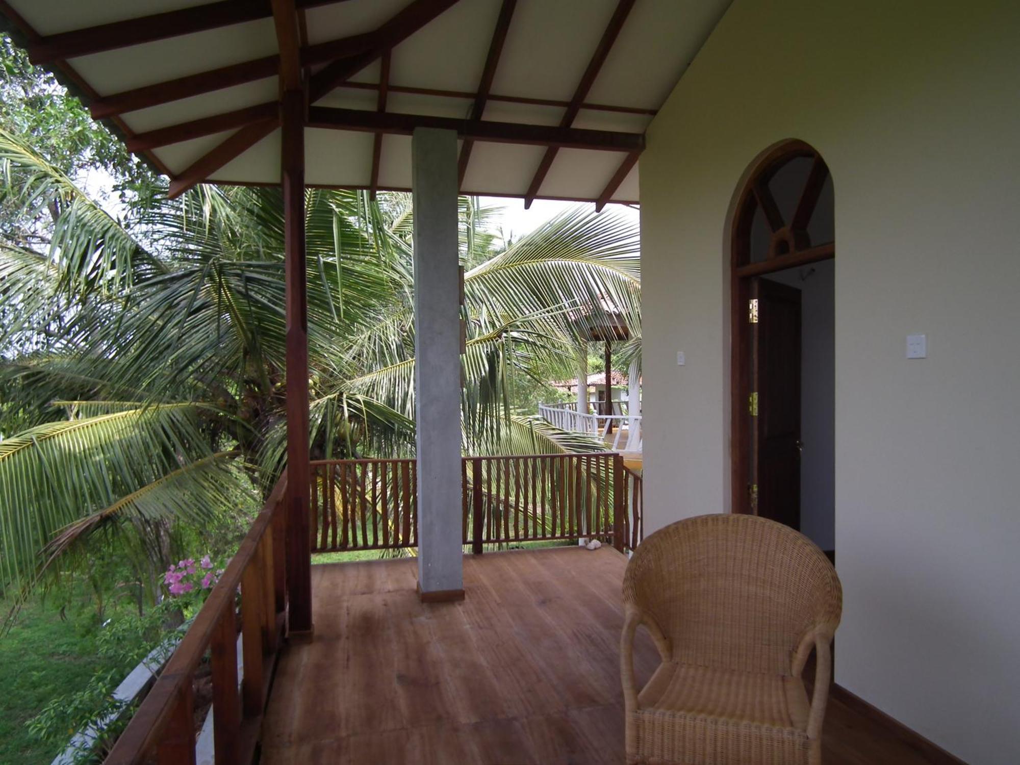 Coconut Island Villa Tangalle Bagian luar foto
