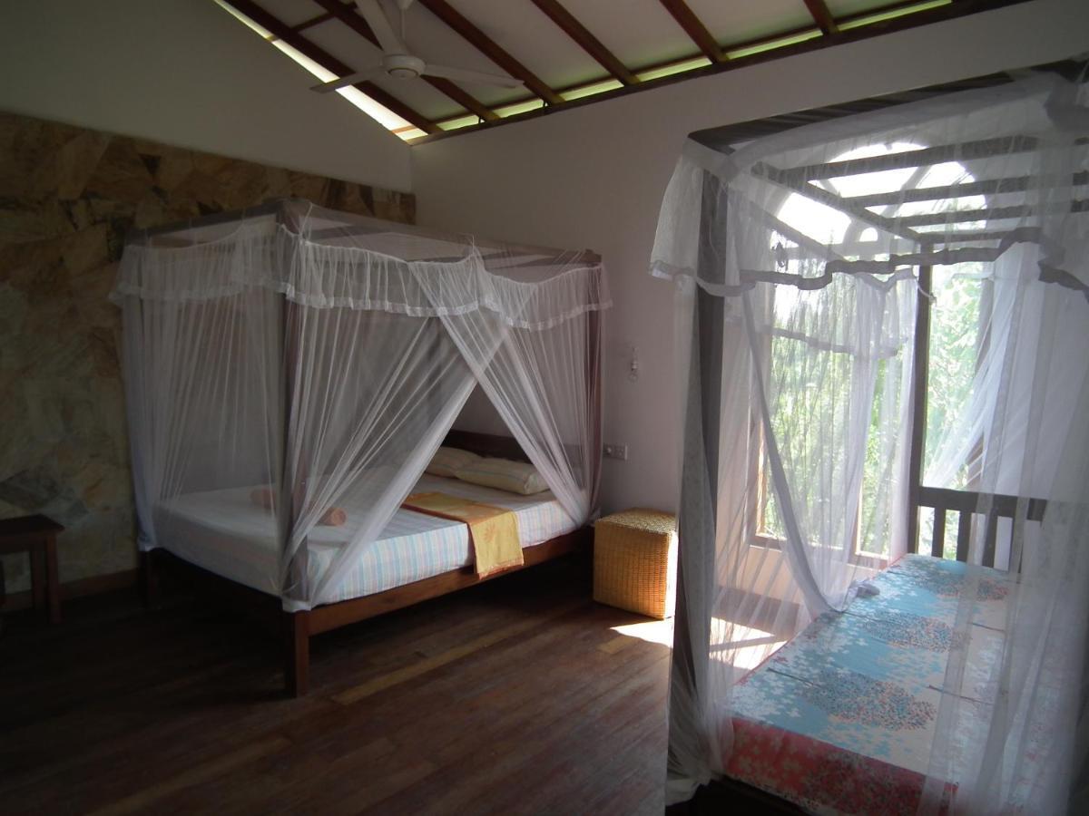 Coconut Island Villa Tangalle Bagian luar foto