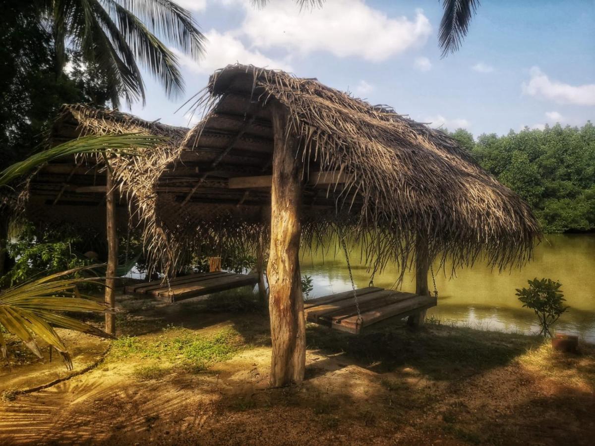 Coconut Island Villa Tangalle Bagian luar foto