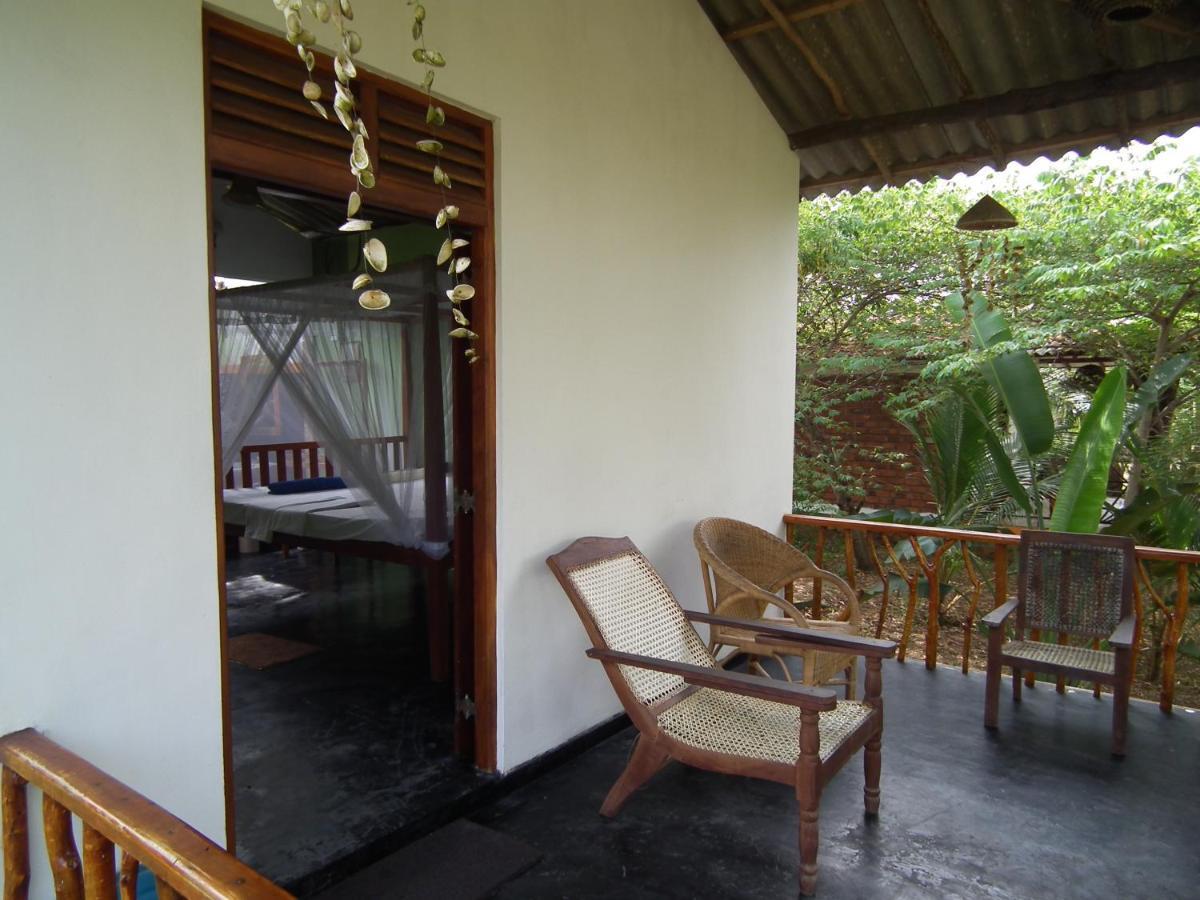 Coconut Island Villa Tangalle Bagian luar foto